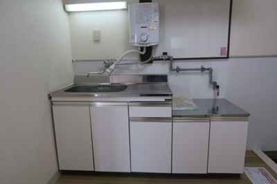 【キッチン】 | 癸生川ビル | 稲荷町の賃貸物件。
「癸生川ビル」のことなら(株)メイワ・エステートへ