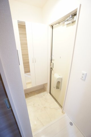 【玄関】 | ソンケン | ※同物件・同タイプの写真です。