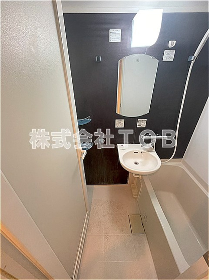 【洗面所】 | ルーブル明大前 | ※クリーニング中の写真※