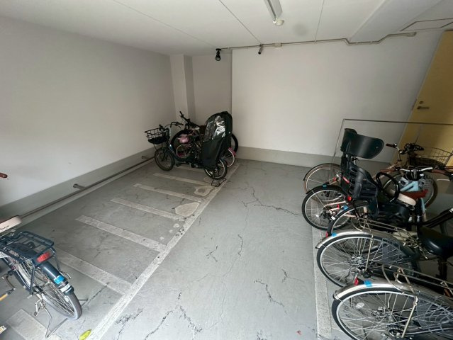 甲南山手ミオのその他