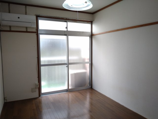 ザ・レジデンス中野の居間・リビング