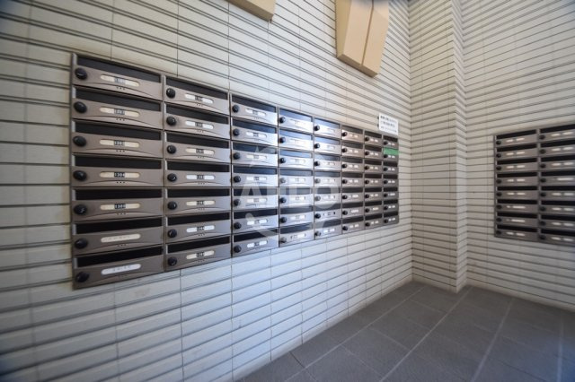 南海ハイライズフラット天下茶屋のその他共用部分|南海ハイライズフラット天下茶屋　集合ポスト