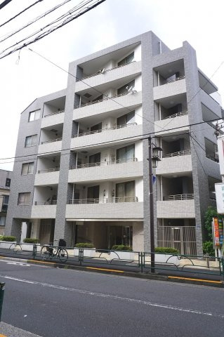 プレジール北新宿の外観