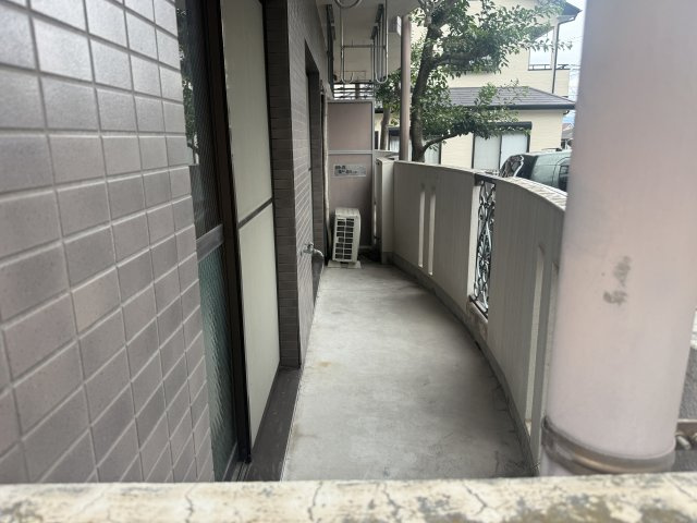 【バルコニー】