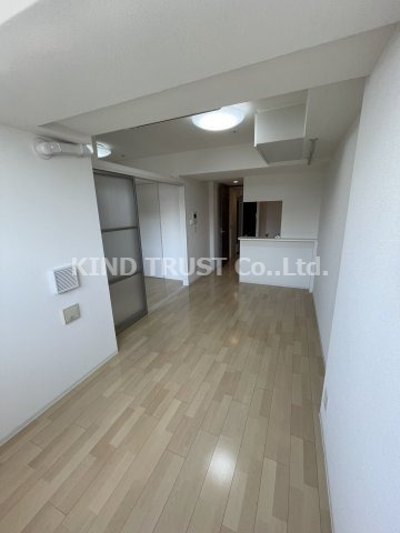 HS梅田EASTの居間・リビング|居間です