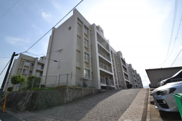 鈴が台団地分譲住宅　D棟