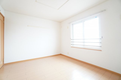 【寝室】 | ベルコリーヌ | ※同物件・反転タイプの写真です。