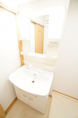 【独立洗面台】 | ベルコリーヌ | ※同物件・反転タイプの写真です。