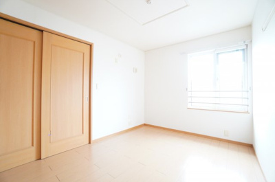 【洋室】 | ベルコリーヌ | ※同物件・反転タイプの写真です。