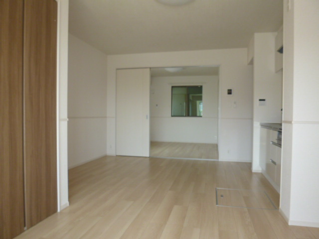 アイリス　シェリーの居間・リビング