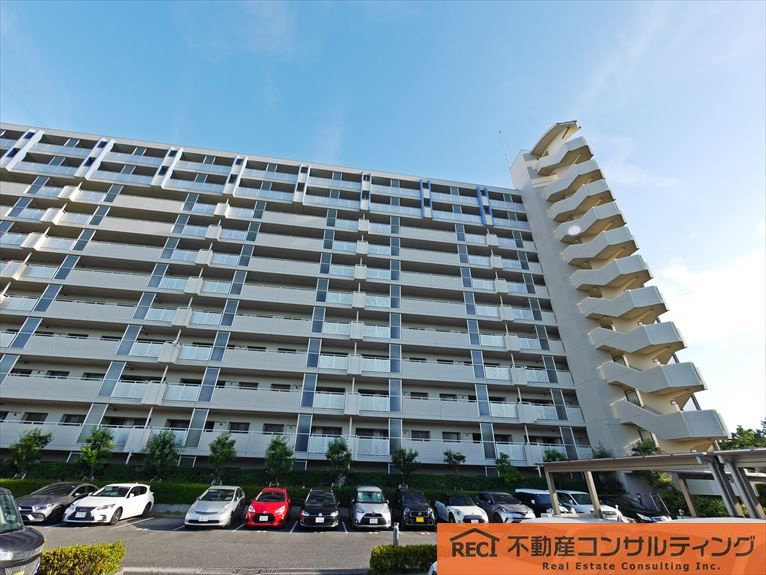 芦屋ハイタウンの外観