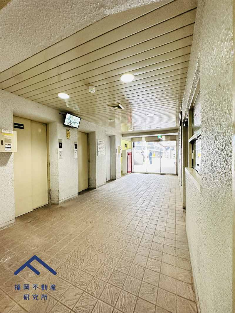 ローズマンション第2博多のエントランス