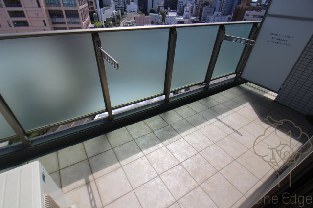 ARROWFIELDS壱番館のバルコニー