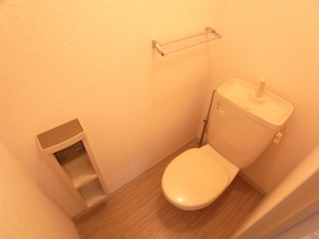 ルミエール岡本のトイレ