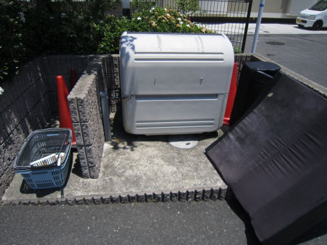 【その他共用部分】 | スカイハイツ | 敷地内ゴミ捨て場