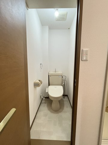 メゾンリヴェールA棟のトイレ