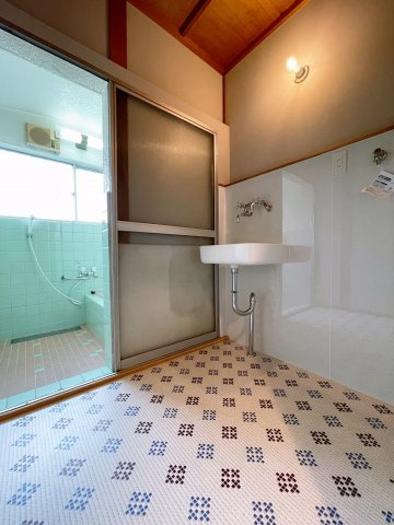 detached 大字清水谷