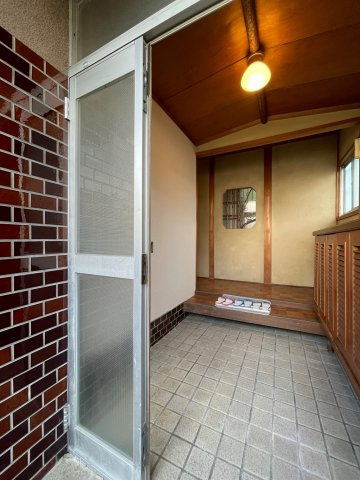 高市郡高取町大字清水谷　中古戸建の玄関|玄関♪