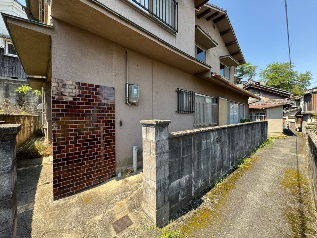 detached 大字清水谷