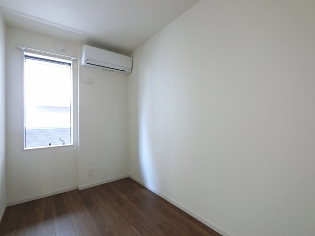 リーブルファイン船橋栄町の洋室