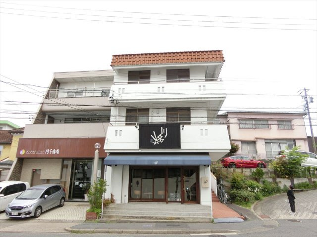 いりなか　鈴木店舗の外観|いりなか　鈴木店舗