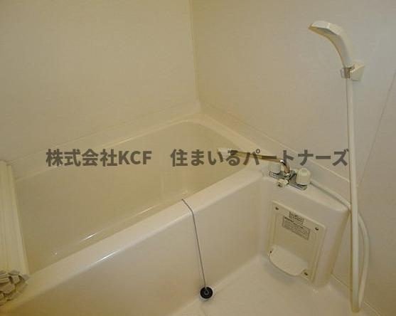 ハイツサンリバーⅤの浴室|日々の暮らしに欠かせないお風呂です