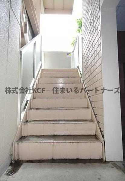 ハイツサンリバーⅤのロビー|毎日通るロビーはこのようになっています