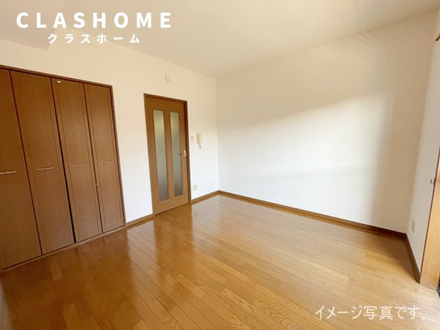 イリゼ　　刈谷市近郊の賃貸ならクラスホーム刈谷店の居間・リビング