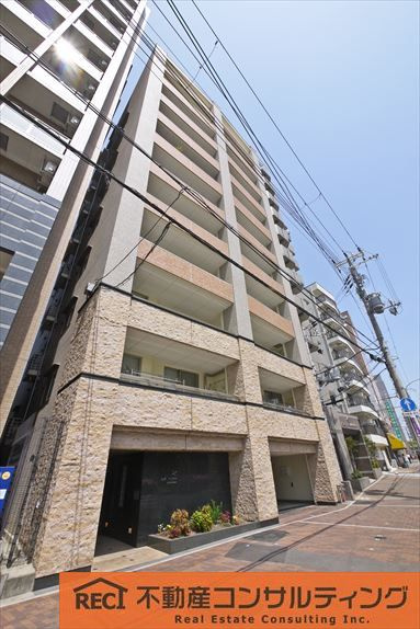 サンフローラ県庁前の駐車場