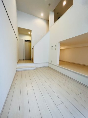 仲介手数料0円！！フレシール道徳の居間・リビング