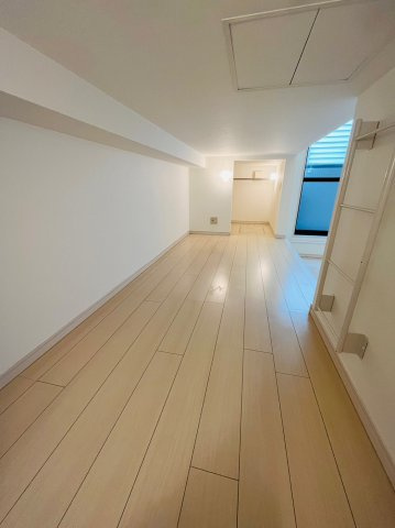 仲介手数料0円！！フレシール道徳の居間・リビング