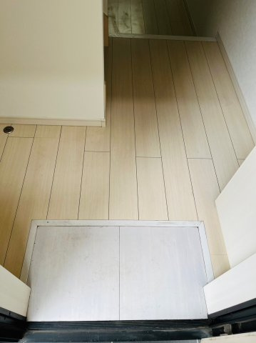 仲介手数料0円！！フレシール道徳の玄関