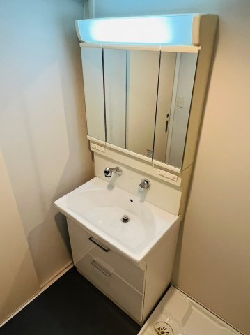 仲介手数料0円！！フレシール道徳の洗面所