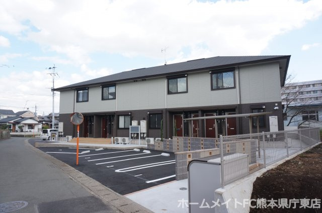 熊本市東区八反田３丁目のアパート