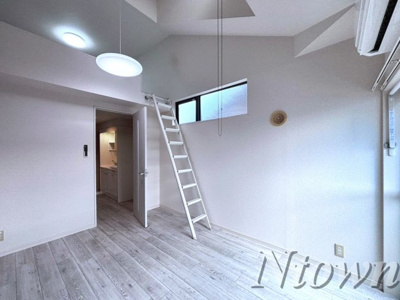 【居間・リビング】 | Loft3千種 | おしゃれなリビングです