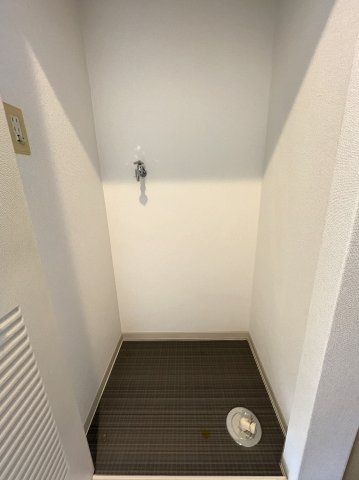 フローリエ細山Ⅲのその他|室内洗濯機置き場