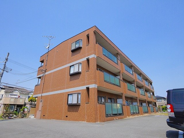 ファミール学園前（藤ノ木台）の外観