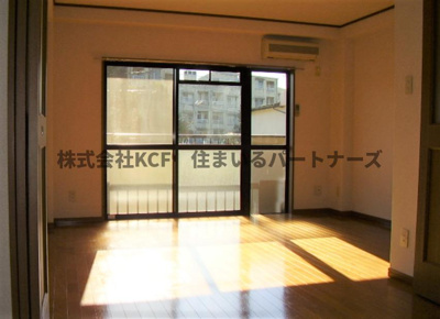 【居間・リビング】 | メディアハウスキャビン | おしゃれな居間です