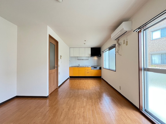 タウニィハイツ金剛の居間・リビング