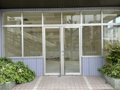 【エントランス】 | スパンキーギャレット