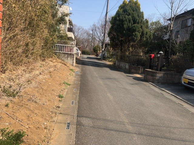 【土地】比企郡吉見町田甲建築条件無し売地の前面道路含む現地写真|前面道路含む現地写真です