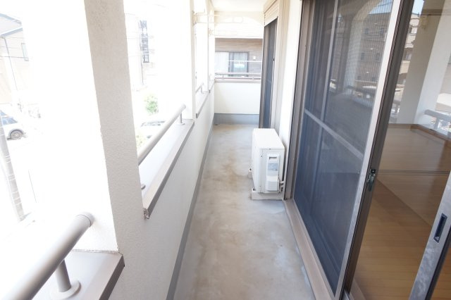 蔵屋マンション第四のバルコニー