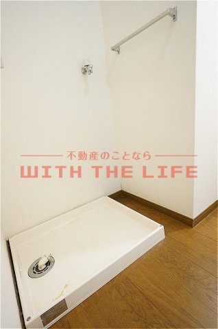 グリーンヒルズ東山【キャッシュバック対象物件】の洗面所|脱衣スペースもあります