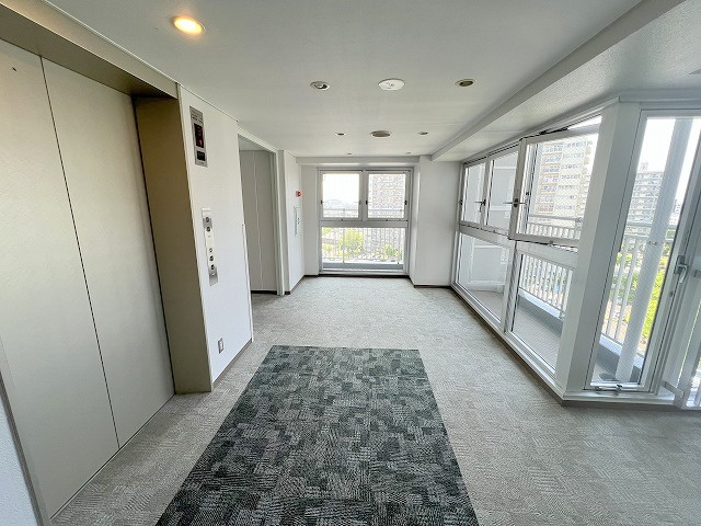 パークフィールドみさとテラ・ウェスト　4街区2号館タワーズ２のその他共用部分|エレベーターホール