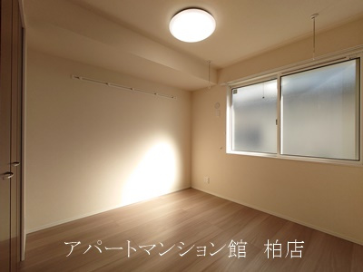 エルム柏の寝室