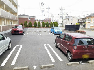 【駐車場】