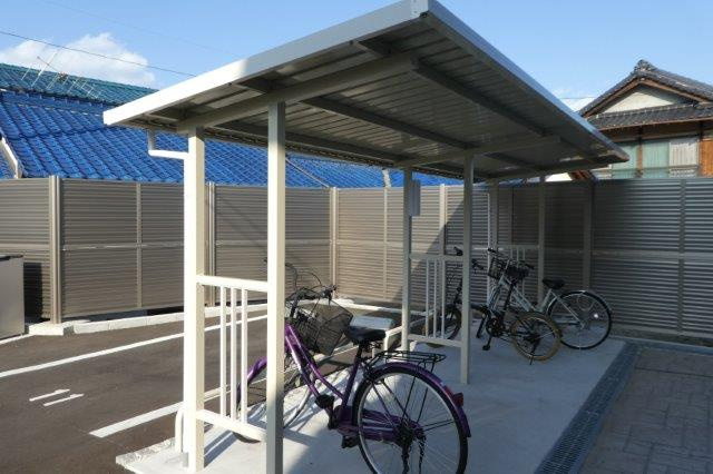 総社市西郡のアパートのその他共用部分|自転車置き場