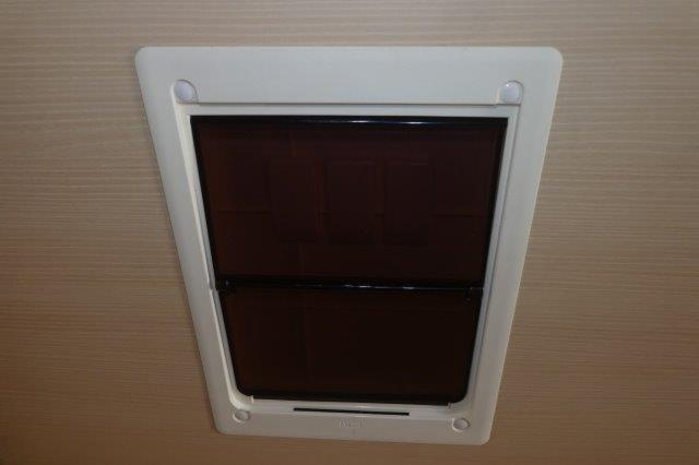 セイバリーＫの設備|ペット用くぐり戸