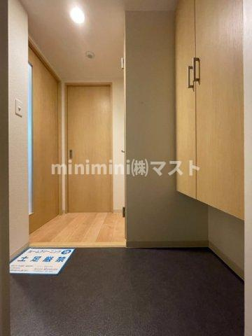アミティエ扇町リアンの玄関