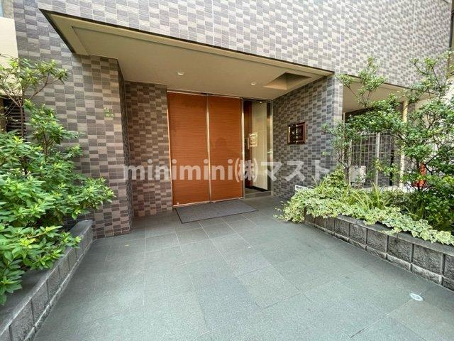 アミティエ扇町リアンのエントランス